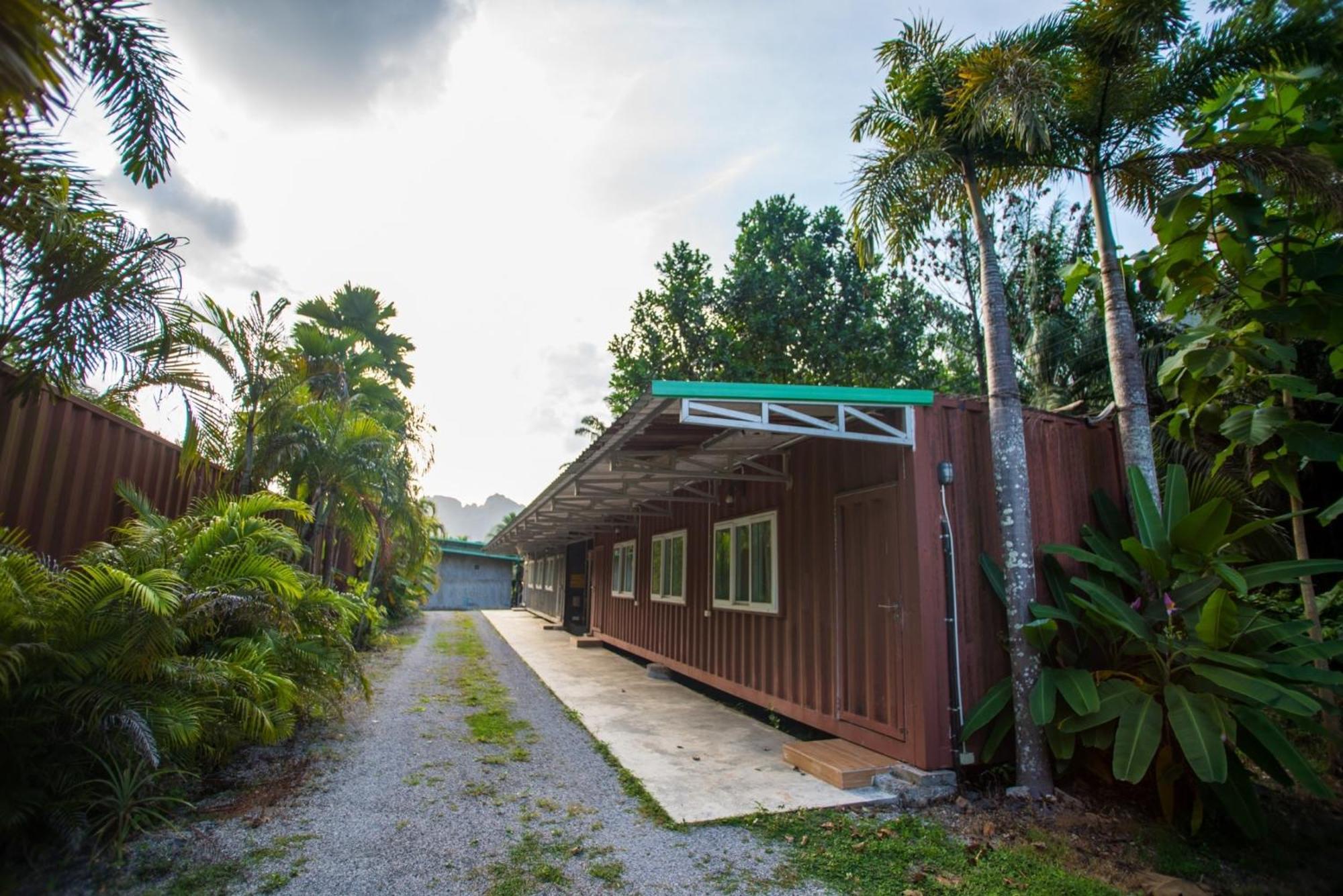 The Camper Lodge Khao Sok Ban Bang Bon Exterior photo